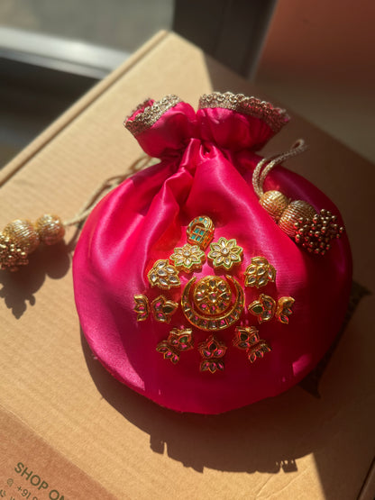 Gulabi Sitara Potli