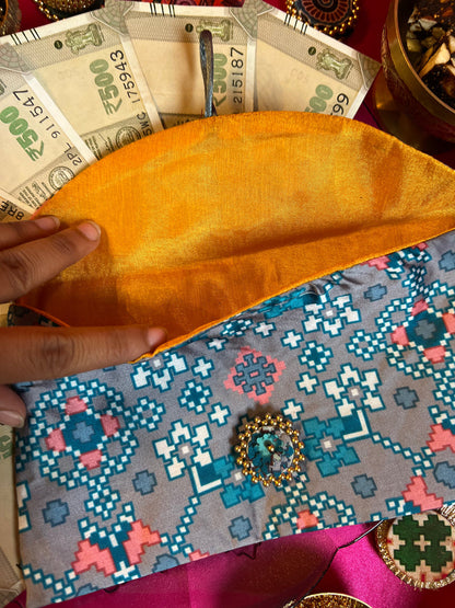 Pink Colloquial Divine Pichwai Shagun Envelope