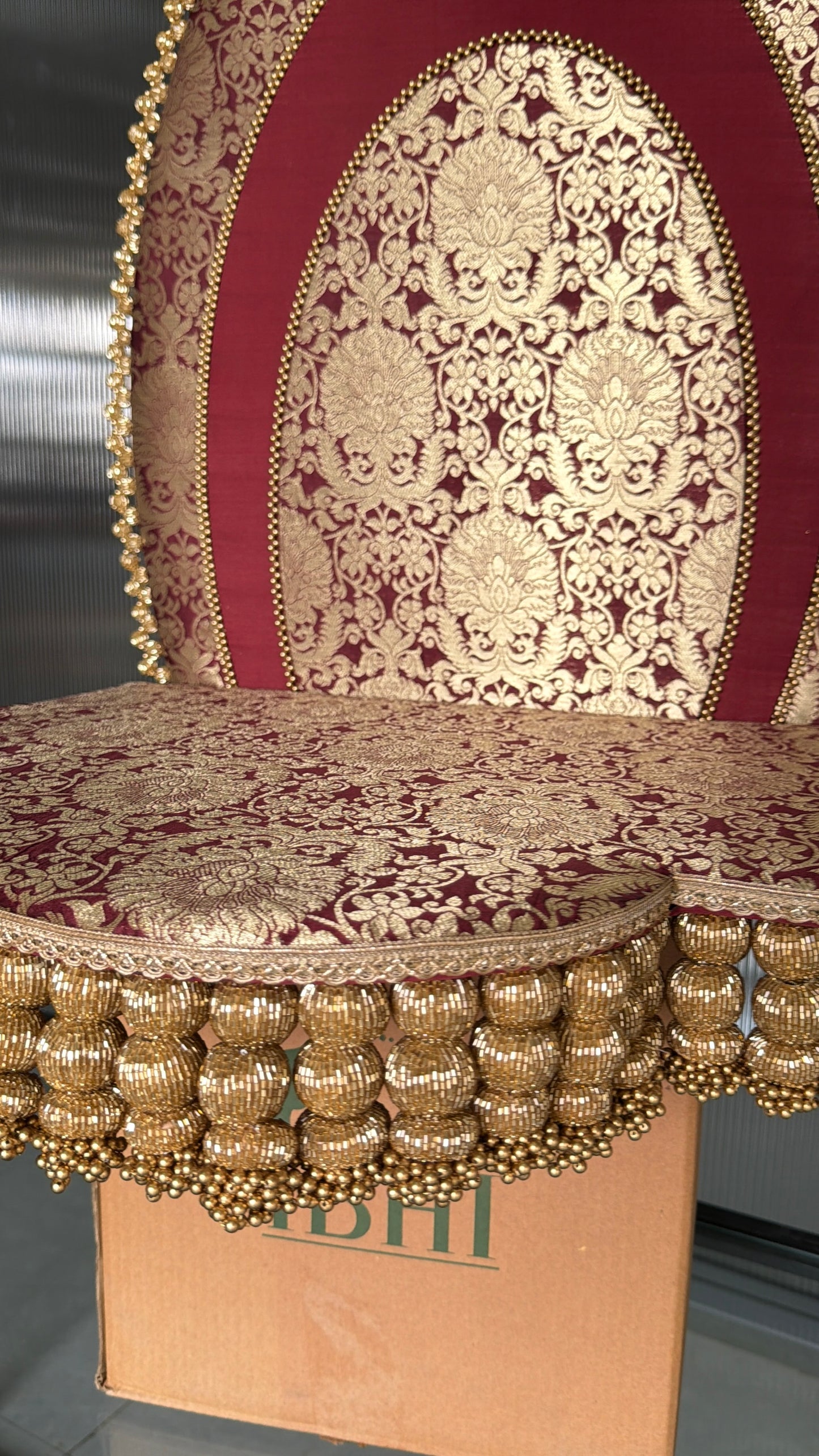 Ayush Custom Sinhasan