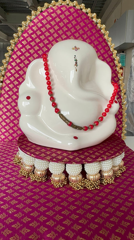 Magenta Banarasi butti Ganpati backdrop with fixed base and 10-inch sinhasan