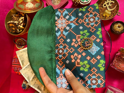 Pink Colloquial Divine Pichwai Shagun Envelope