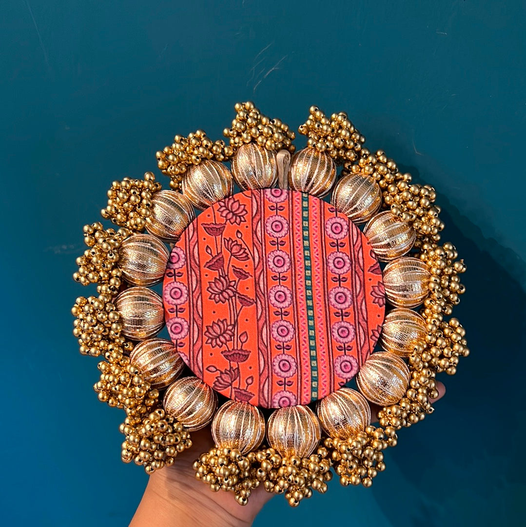 Suvarna Ganesh Pallet: Solid Maroon + Vermillion Congruous Divine Pichwai