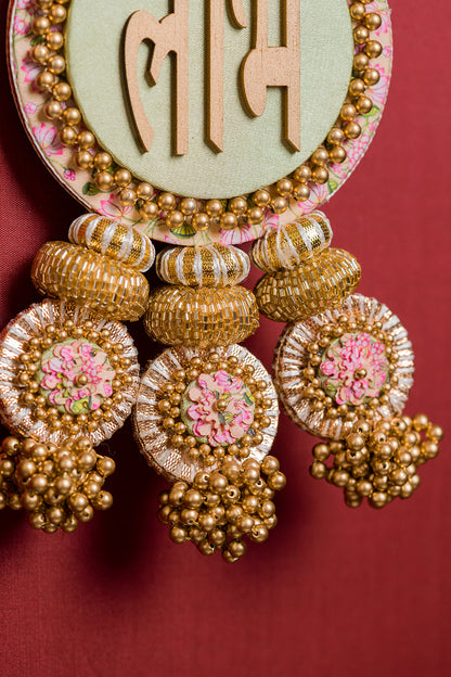 Kusum Shubh Labh Hanging