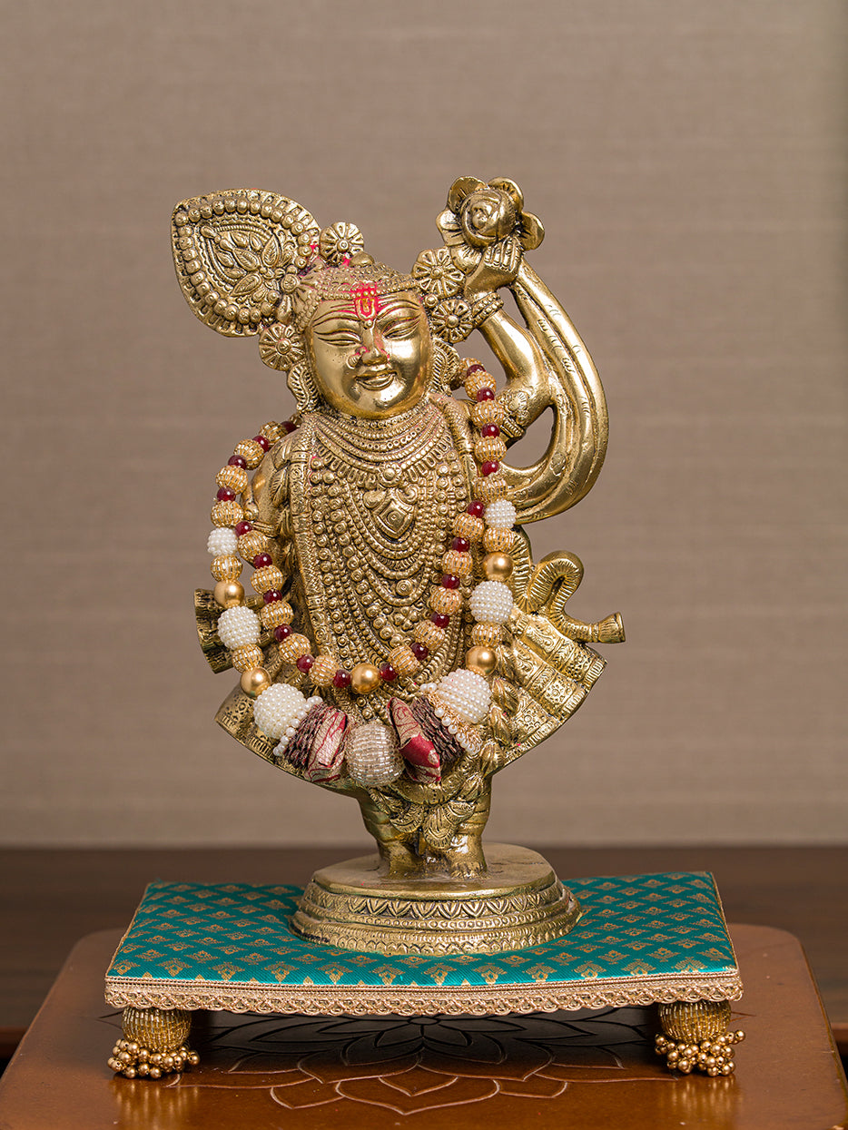 Sangita Detachable Standard Sinhasan