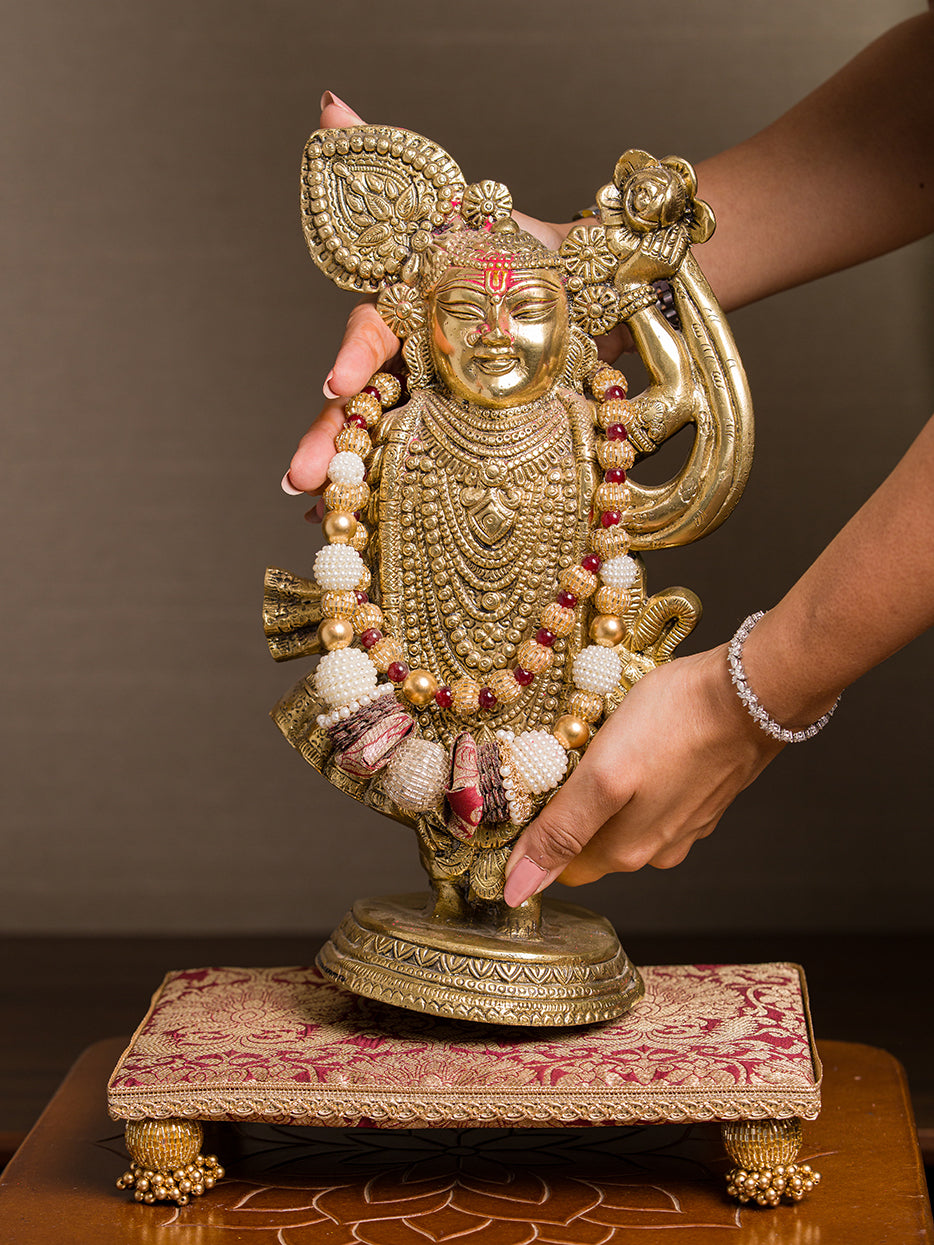 Ishita Detachable Standard Sihasan | Heritage