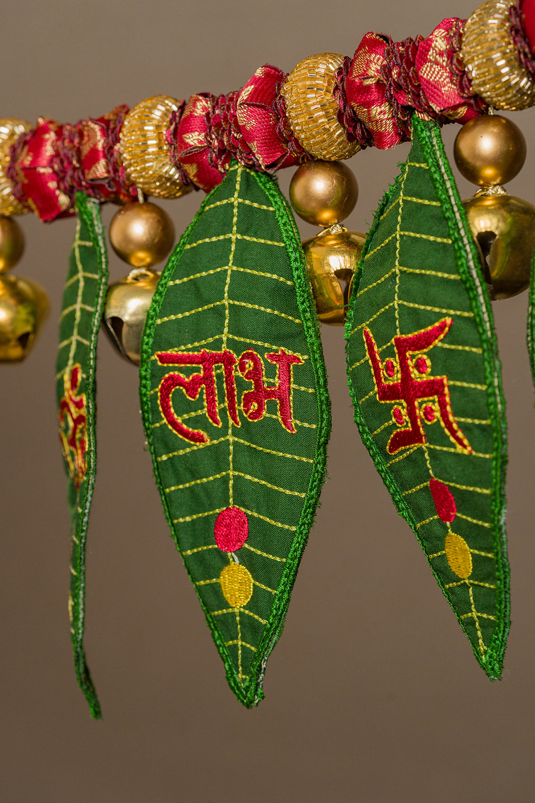 Star Petite Gajra Mango Leaf Toran | Door Decoration