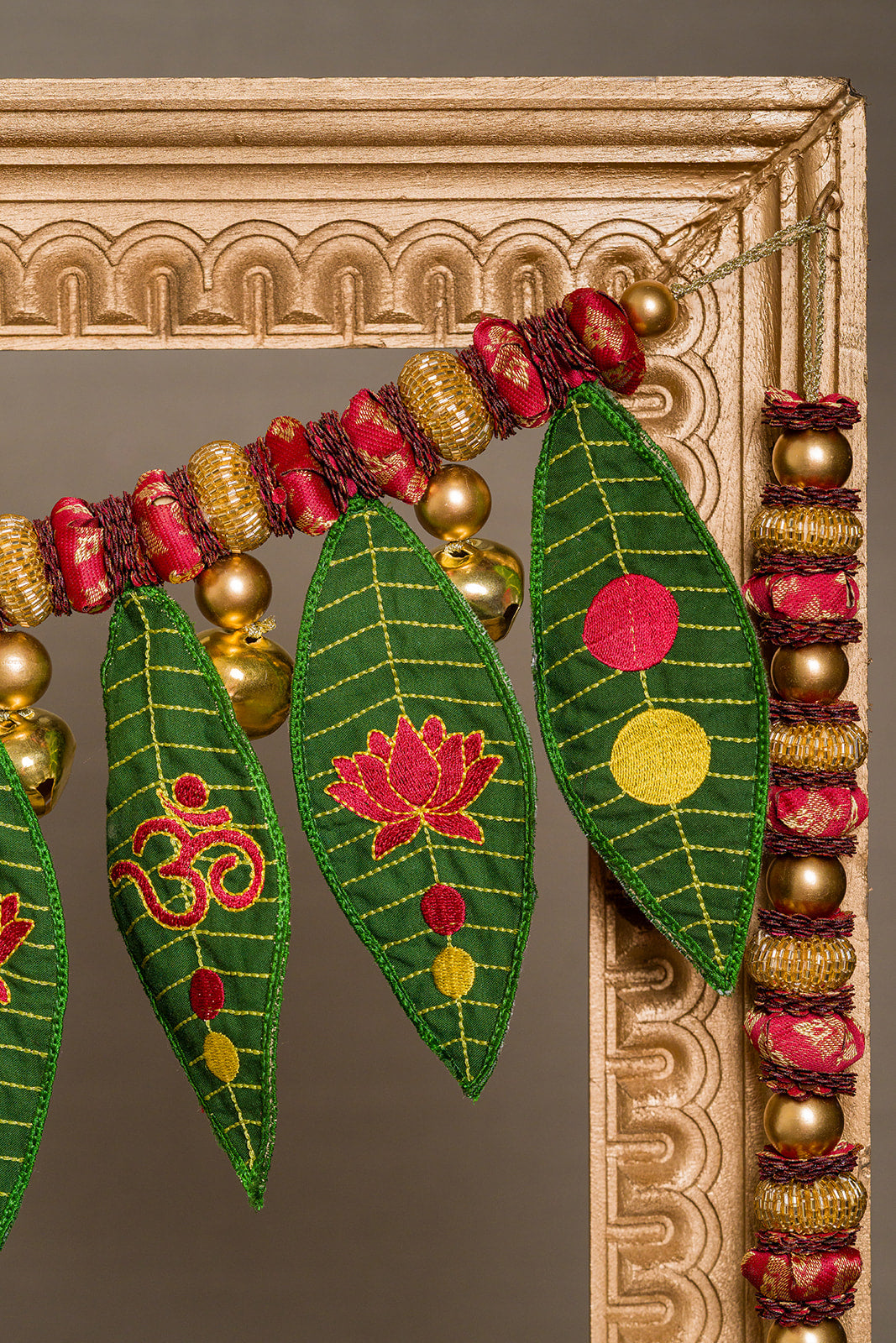 Star Petite Gajra Mango Leaf Toran | Door Decoration