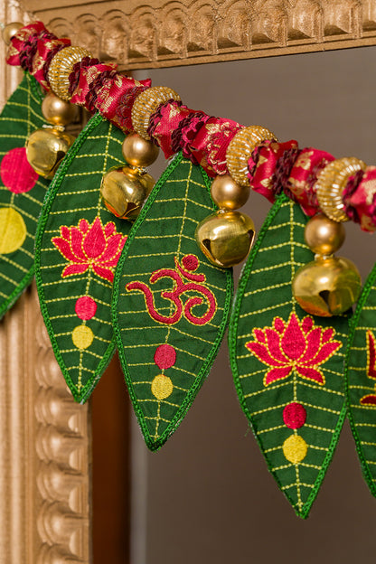 Star Petite Gajra Mango Leaf Toran | Door Decoration