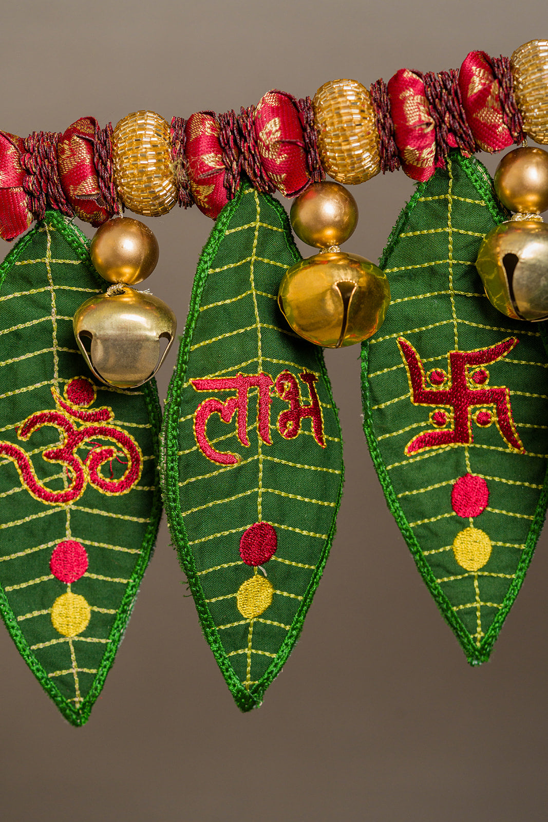 Star Petite Gajra Mango Leaf Toran | Door Decoration