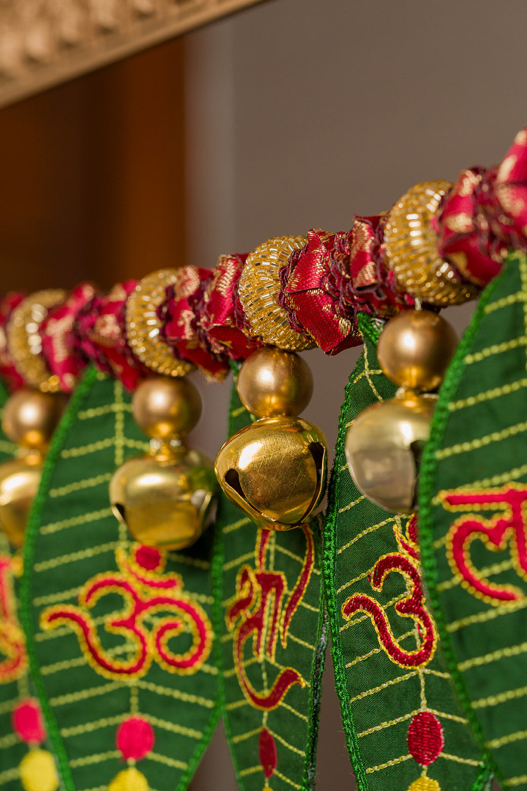 Star Petite Gajra Mango Leaf Toran | Door Decoration