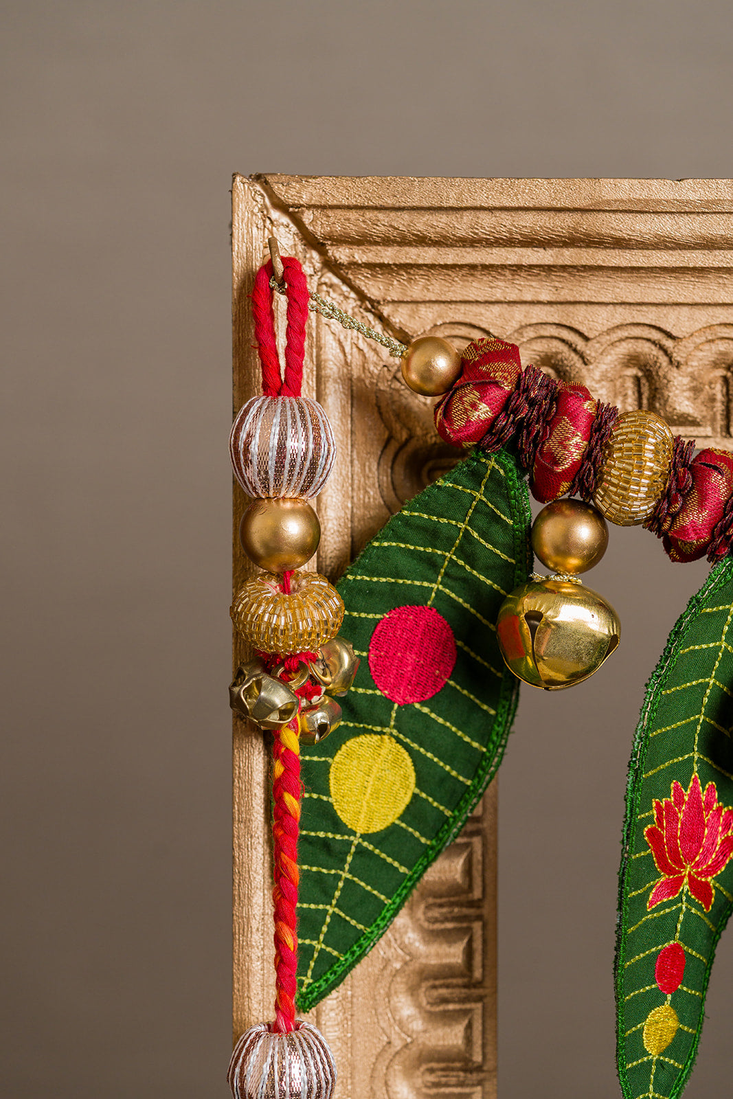 Star Petite Gajra Mango Leaf Dwaar Shringar – Toran & Shubh Labh Hangings Combo