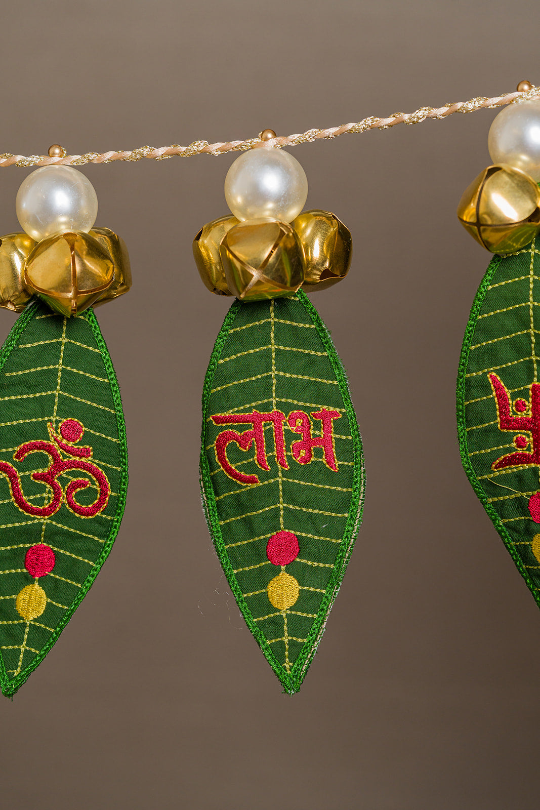 Indu Ratna Mango Leaf Toran