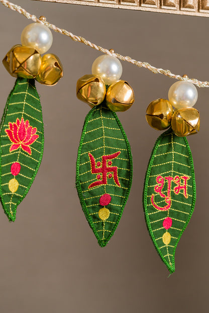 Indu Ratna Mango Leaf Toran