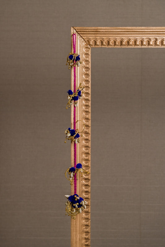 Kangan Jhilmil Hanging