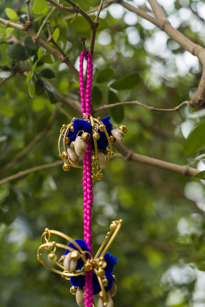 Kangan Jhilmil Hanging