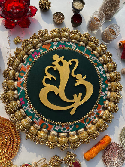 Ganesh Motif Pallet + Hanging: Kamal Bandhej + Bottle Green Navratna Patola