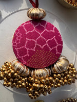 Load image into Gallery viewer, Mini Ganesh Charm: Solid Pink + Pink Navratna Patola
