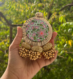 Load image into Gallery viewer, Classic Lumba Ganesh: Solid Pink + Maroon Navratna Patola
