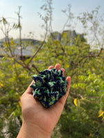 Load image into Gallery viewer, Turkish Hues Intense Ajrakh Scrunchie

