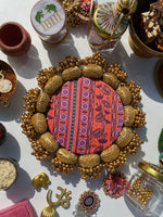 Load image into Gallery viewer, Mandala DIVA DIYA Pallet: Solid Maroon + Vermillion Congruous Divine Pichwai
