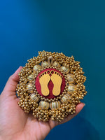 Load image into Gallery viewer, Lakshmi Pagla Mini Pallet + Hanging: Solid Maroon + Maroon Navratna Patola
