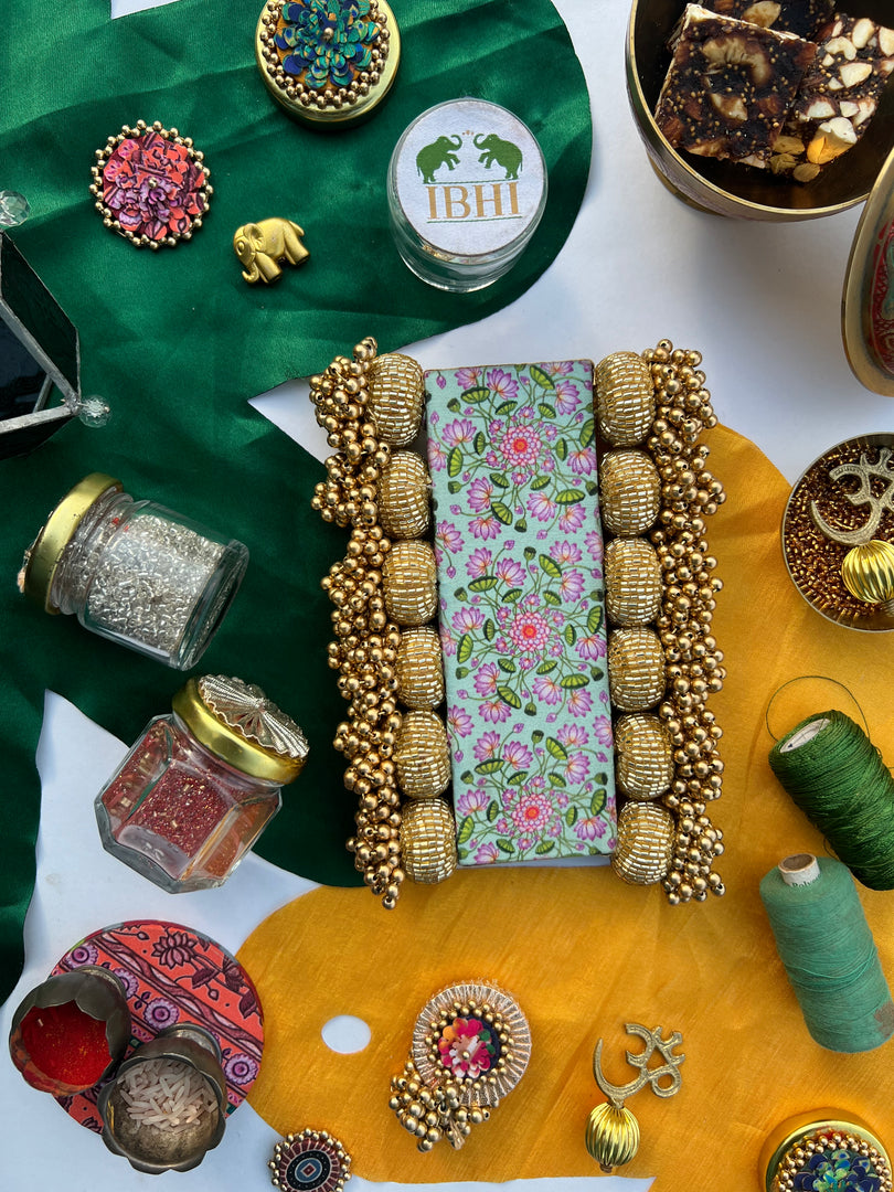 Mini Bling Masakali Rangoli: SOLID PISTACHIO + PASTEL PISTACHIO INFLORESCENCE DIVINE PICHWAI