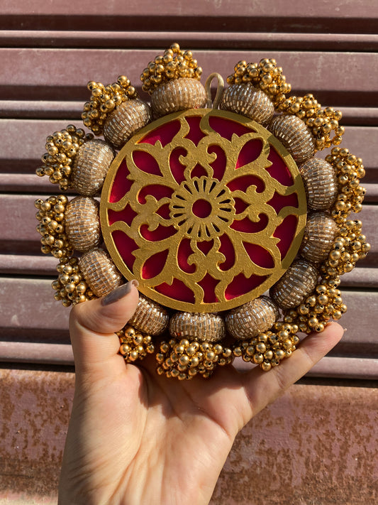 Manjari CHAAND SE SUNDAR Platter: Solid Maroon + Pink Colloquial Divine Pichwai