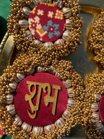 Load image into Gallery viewer, Shubh Labh Dangler- Solid Maroon+ Maroon &amp; Bottle Green Navratna Patola
