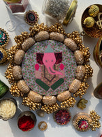 Load image into Gallery viewer, Mini Pichwai Ganesh Medley: Rosie Rani Bandhej