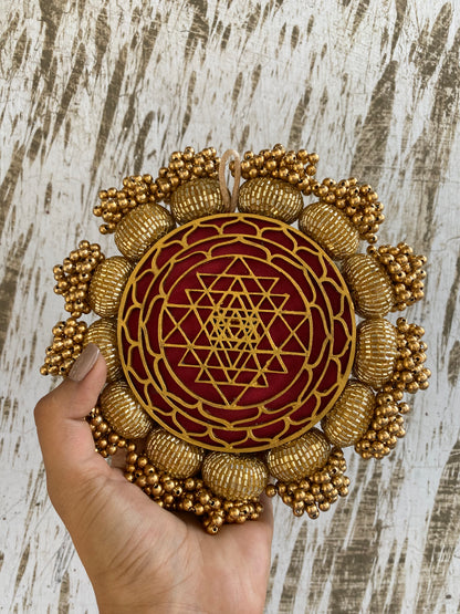 Shri Yantra CHAAND SE SUNDAR Pallet: Solid Maroon + Lemon Yellow Congruous Divine Pichwai