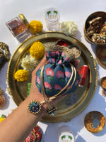 Load image into Gallery viewer, Idiosyncratic Divine Pichwai Little Potli- शगुन wali