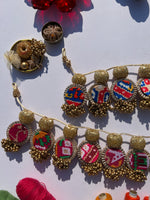 Load image into Gallery viewer, Two-sided: Royal Blue &amp; Magenta Hathi Popat Patola Spherical Glass Lumba Toran for home
