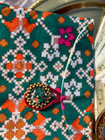 Load image into Gallery viewer, Bottle Green Navratna Patola Shagun Envelope
