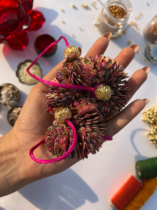 Congruous Divine Pichwai- FLOWER GARLAND FOR HAIR